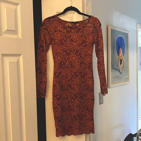 Charlotte Russe Dresses & Skirts - Lace party Dress - Size Small